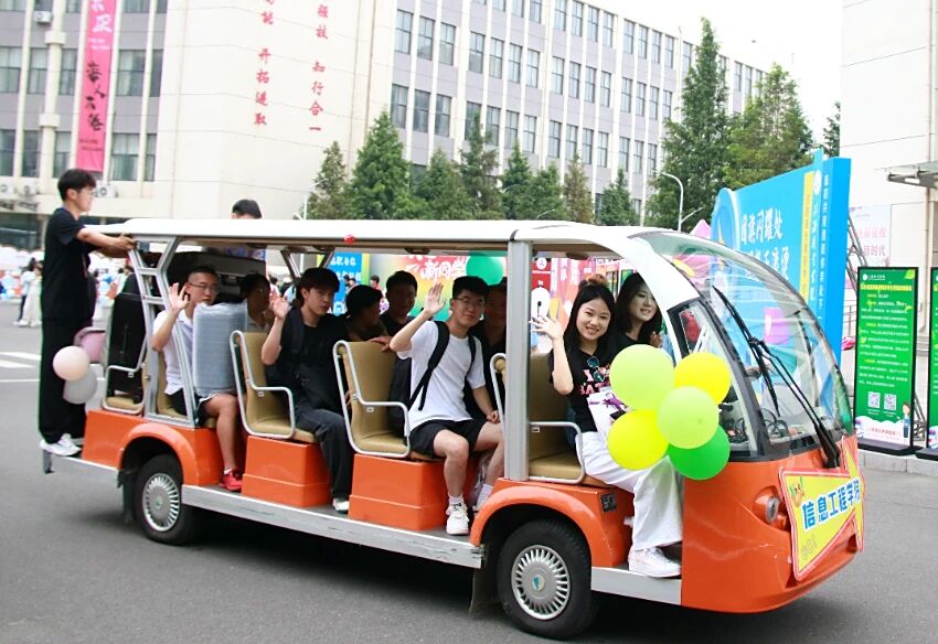 临沂职业学院2025迎新季:满“新”欢喜,奔赴青春之约