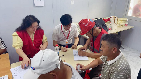 金融服务进工程,人保寿险天津市分公司暖心护航城市建设者