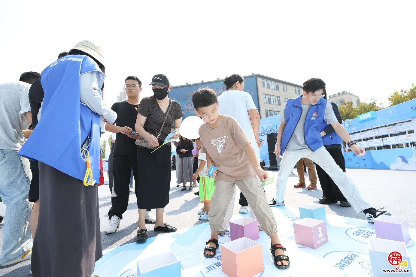 2025山东网络举报辟谣宣传周 “e声辟谣•澄清谬误”主题活动在济南举办