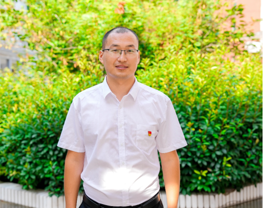 济宁市第十四中学教师 田家猛