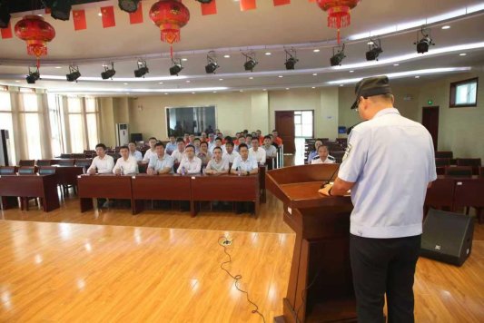 mmexport1758268494758