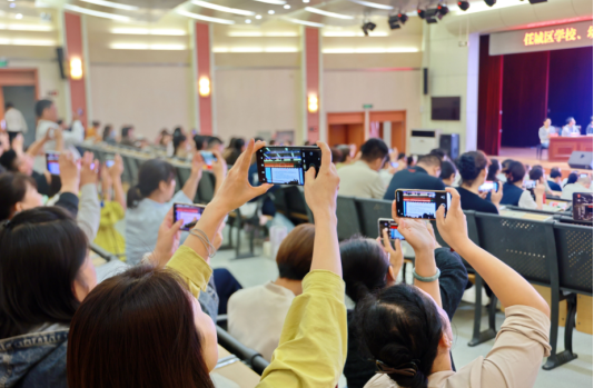 任城区举办学校幼儿园食品营养健康与食源性疾病应急处置演练培训 2