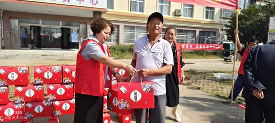 临沭县店头镇开展“关心关爱老年人”主题活动