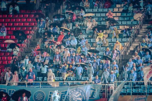 济南历城城发泉盛联合队雨中4-1力克对手,全胜势头下抢占晋级先机