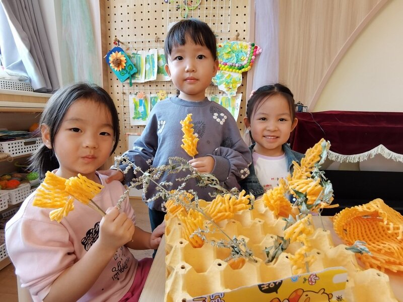 济南市历下区第三实验幼儿园伴山居园开展“珍惜盘中餐,争做光盘小卫士”主题活动