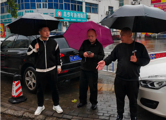 淄博高新区魏家村疏堵治乱 为学校周边交通“舒筋活络”