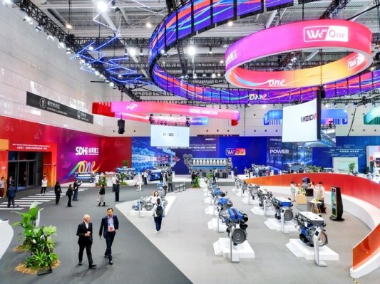 6产品展示会现场