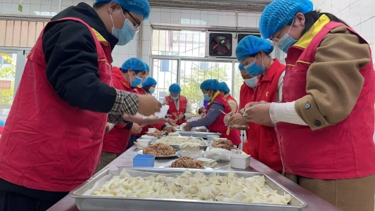 为特困人员馄饨 (1)