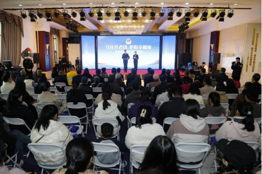 济南联通开展“守住养老钱 护好幸福家”反诈宣传志愿服务活动