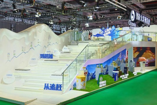 从追赶到哦超越02