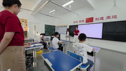 e903283e4bd62cdf46ffd9ff0a9ca939