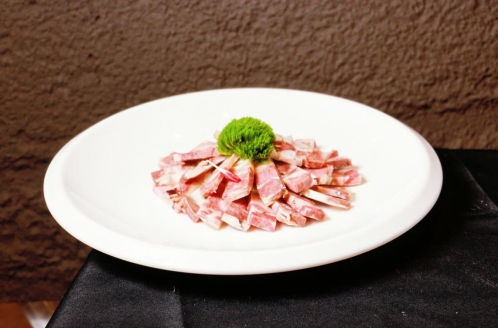 8896a6f04426f80bc7779e08bb6852d