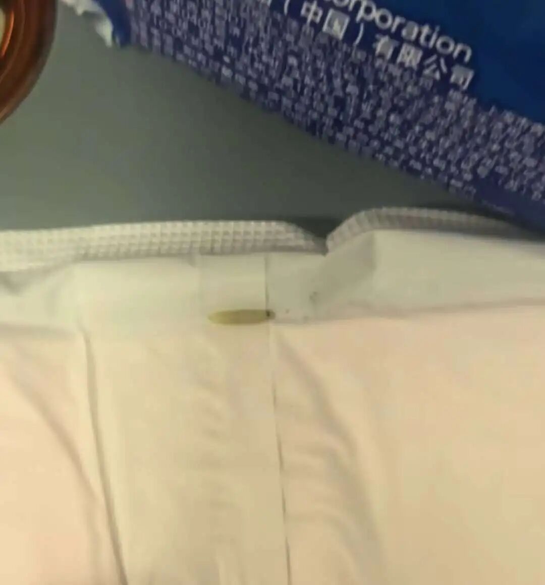 苏菲卫生巾被曝有活虫,回应:非产品质量问题,原因正在调查