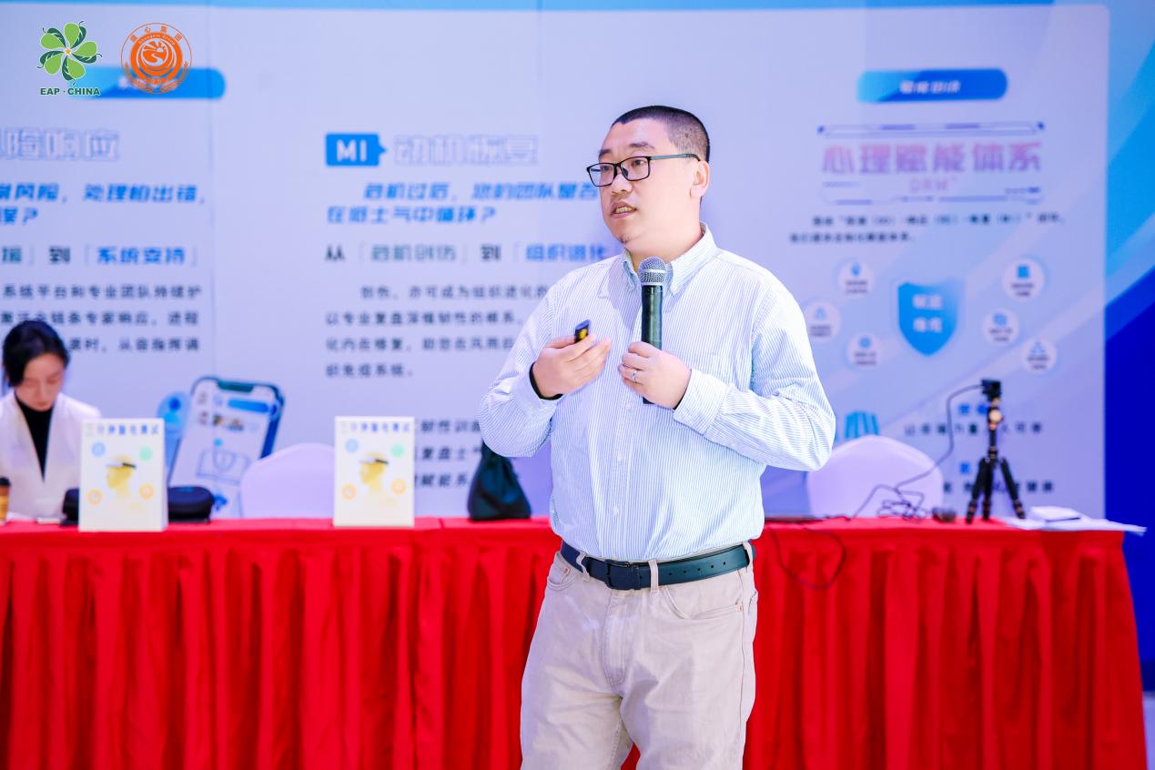 f8e7460c18be717b79e7afaeb4feb9d7