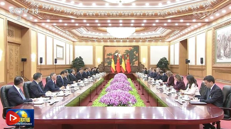 习近平会见西班牙国王费利佩六世