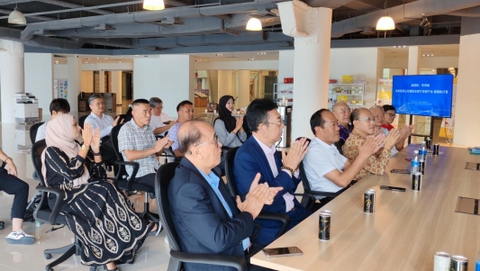 e5c00f282d88cc726822189f89a0c8ce