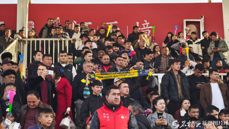 纯粹的热爱,写满阿图什绿茵场