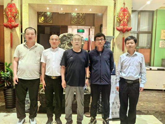 565053347315a3377cbd557e192f5745