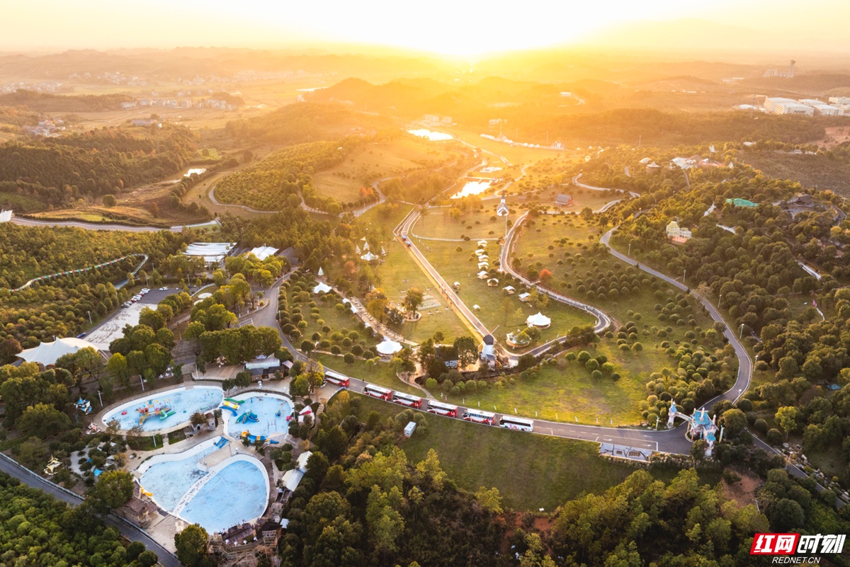 “链”上湖南 “湘”创未来丨湘赣边界崛起“三日游”目的地,花湖谷这样把山水变“流量”