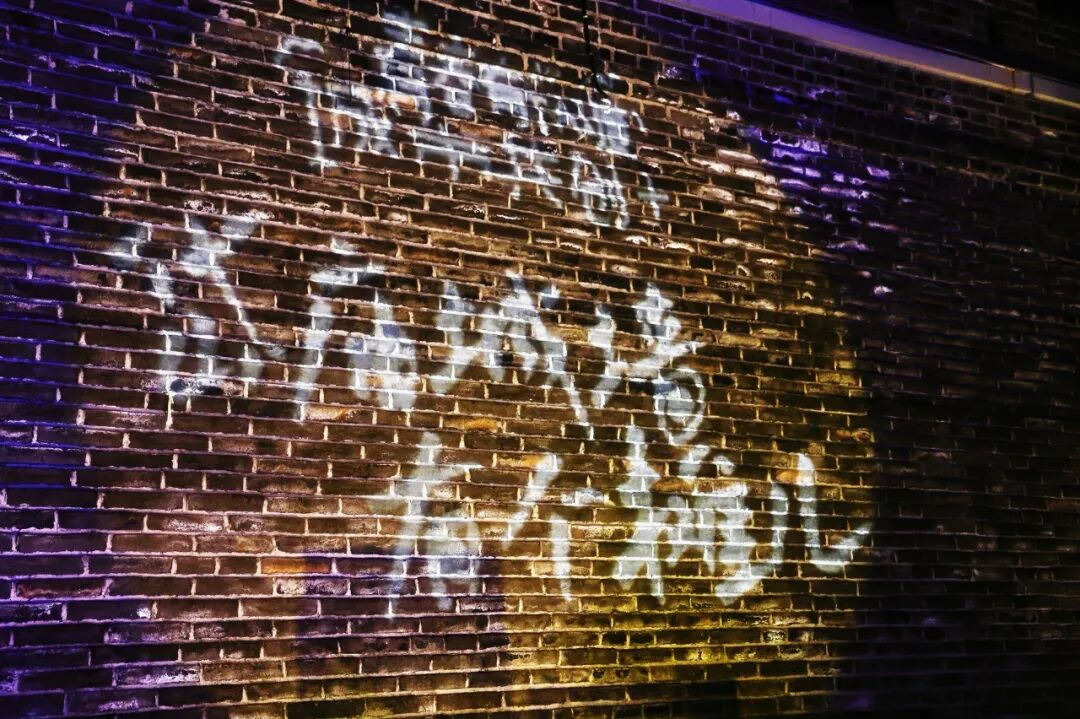 岱庙城墙有个摊儿 点燃泰城冬日烟火