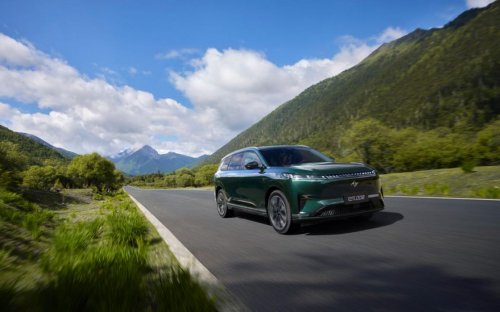 家庭购车必看:20 万预算,东风奕派 eπ008 高性价比热门 SUV