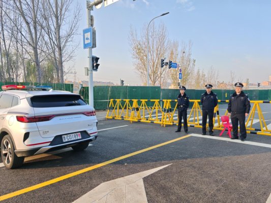 “解”证慌 护圆梦 !淄博经开公安为7名国考考生 快速办理临时身份证明