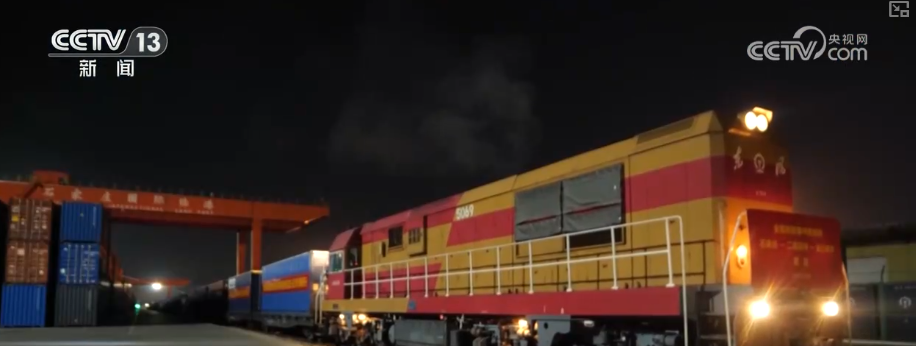 畅通“大动脉”为经济发展“添”动能 强劲钢铁“脉动”彰显经济蓬勃活力