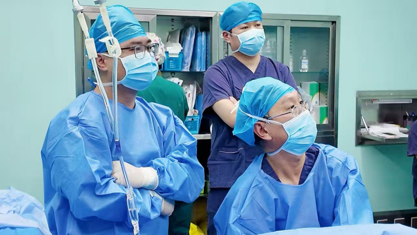 济南南郊医院泌尿科成功为小儿麻痹症患者完成高难度膀胱结石手术