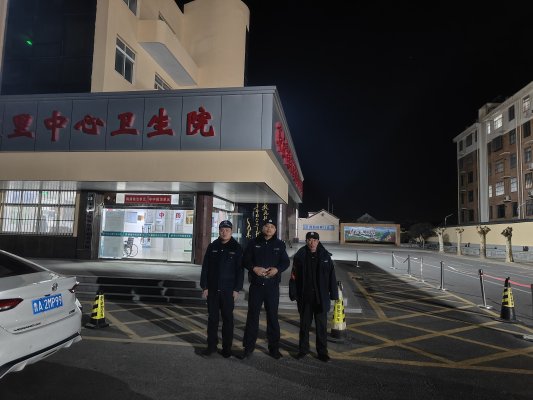 平安灯火映街巷 忠诚守护夜归人——济南市莱芜区寨里镇综治中心常态化夜间治安巡逻工作纪实