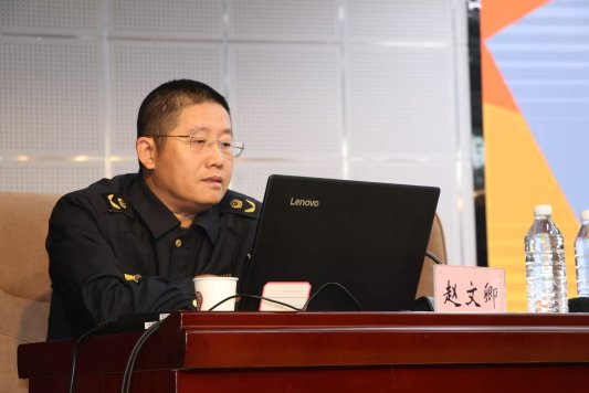 94c34b37719dc848b2794f55de0ba761