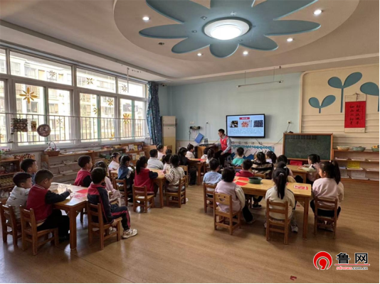 德州天衢新区长河街道尚德社区开展“非遗拓印进校园 传统文化润童心”活动