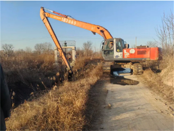 无棣县棣丰街道:全面启动灌溉排涝沟渠机械化清淤整治工作