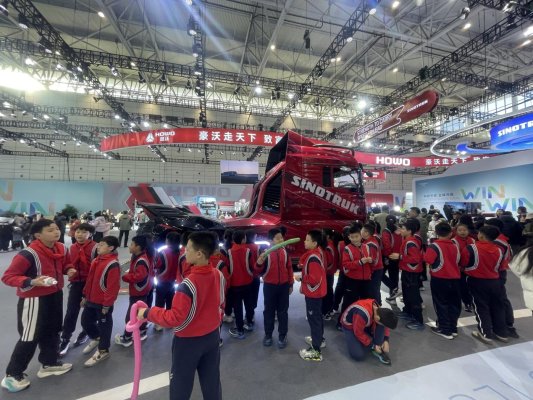 d0c1b3ce8246a0cbee321d35f286d783