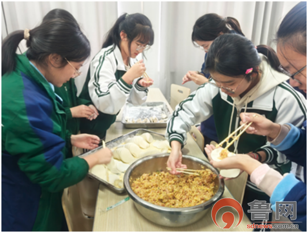 ̽Ѱ�����Ļ� ����У԰ʱ�⡪������һ�������ͳ�Ļ�����