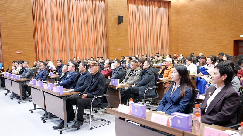 当朝一品膏滋新品暨居上优品数字管理系统发布会圆满举行