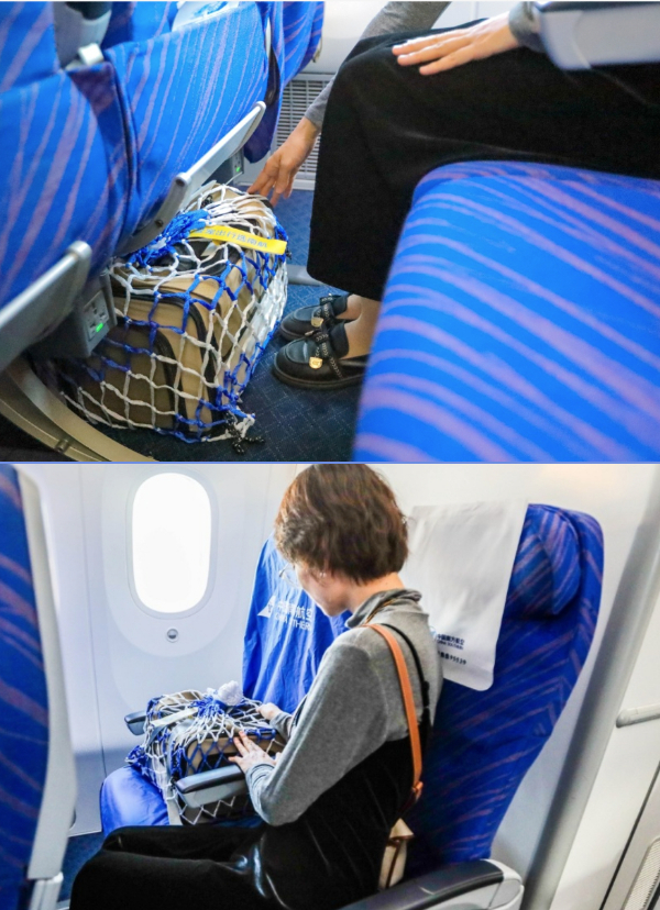 南航宠物进客舱服务要求宠物航空箱放置于主人前排座椅下方或加价购买的专属座位上。(受访者供图)