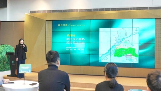 588cee9fcf28f3969438a55e02e98288