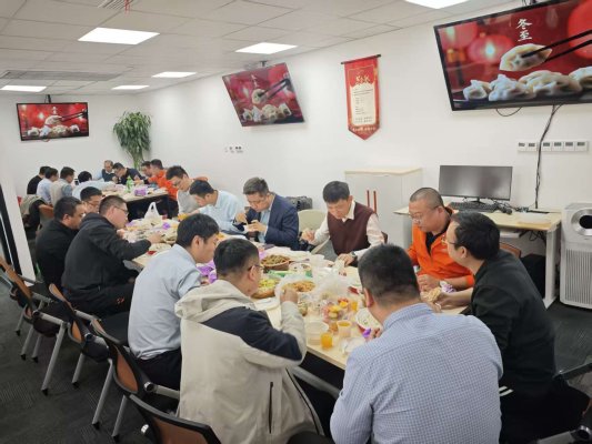 pa_10100000000276269_1766369079800_1706x1279_mo_