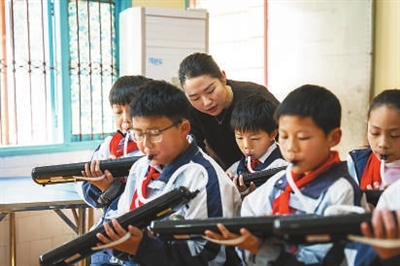 “一琴多器”奏出美妙乐章