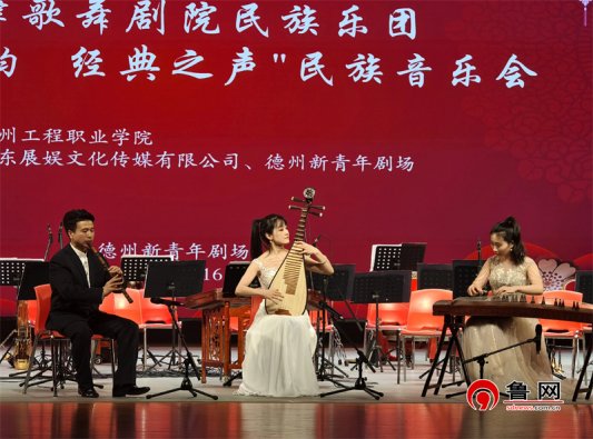 dc29f77e219e4d42afe9b17355c70962~tplv-tt-origin-web_gif