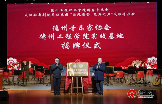 8a79573ead134556af22757a9c259490~tplv-tt-origin-web_gif