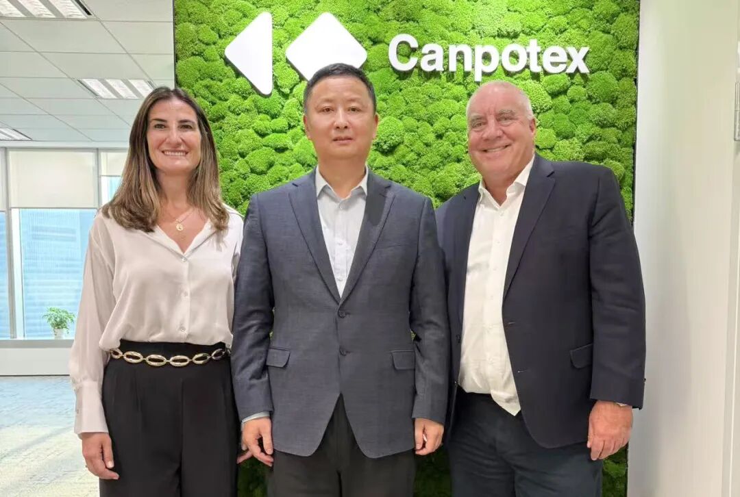 史丹利董事长高进华会见加拿大钾肥公司副总裁Matt Albrecht