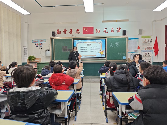 临沂金盾小学开展“大雪”节气主题活动