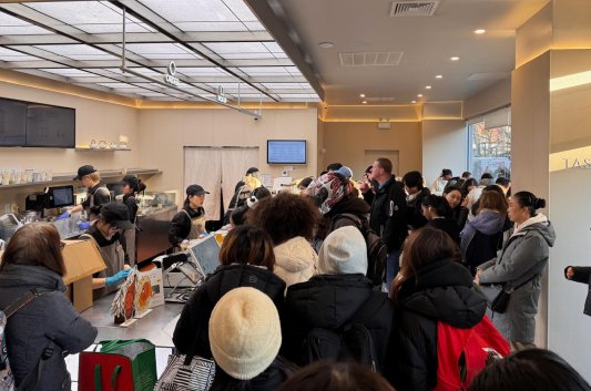 海外星星人排队