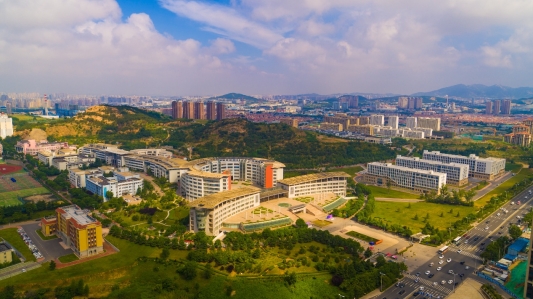 C:UserslkpDesktop配图8.青岛科技大学崂山校区.jpg