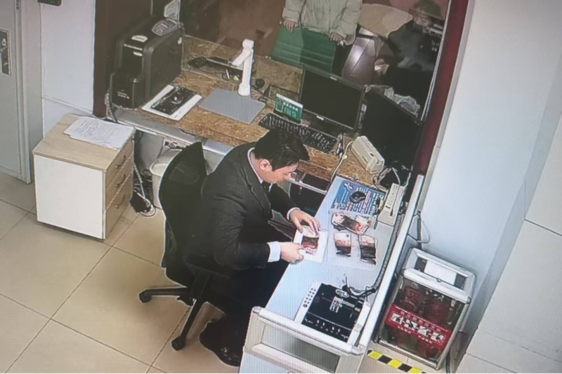 农行临沭县支行:暖心兑换火烧币 专业服务显担当