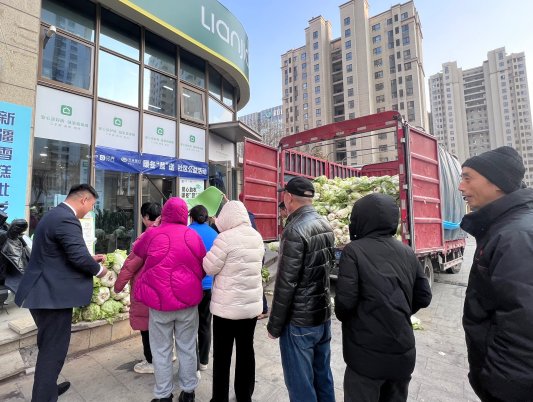 049b94a5-9bc4-4b30-8858-52da6956f02f