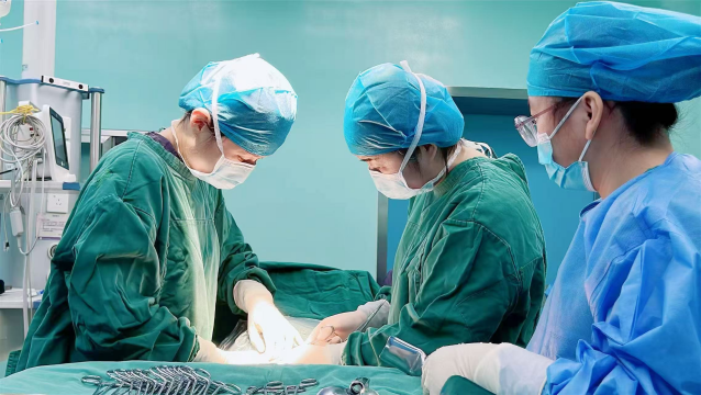 济宁双胞胎宝妈百里赴济生产:“全程无痛管理”带来“度假式”分娩体验