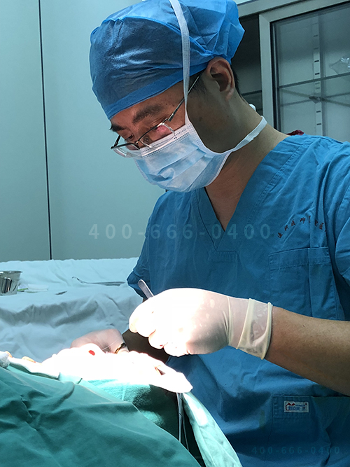 八大处整形赵延勇:双眼皮可以只做一只眼睛吗?