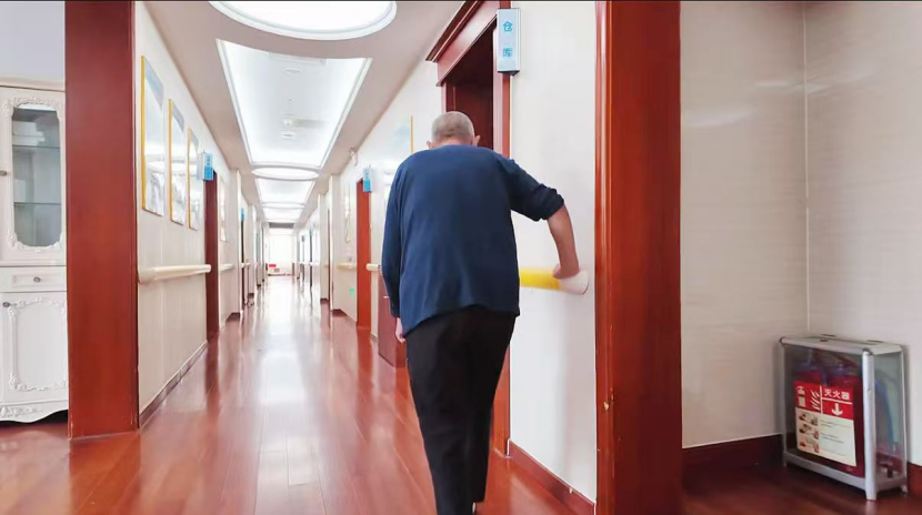 多病缠身行走难 南郊医院康复科助古稀老人重建生活信心